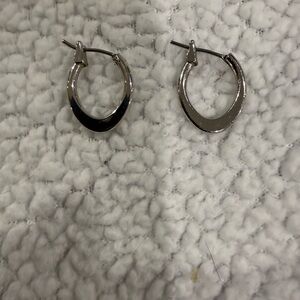 Elegant Silver tone  Hoop Earrings
